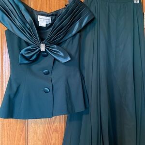 Elegant two piece skirt and top